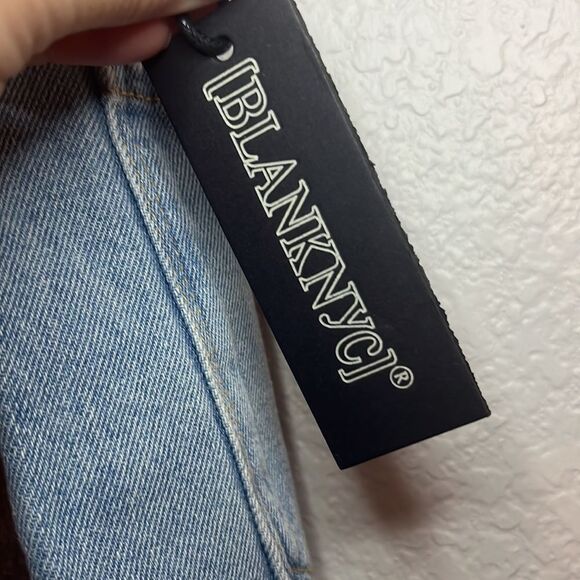 NWT - BlankNYC  Madison Crop High Rise Distressed Jeans - Picture 3 of 7